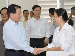 Chủ tịch nước gặp gỡ các cử tri quận 1, Thành phố Hồ Chí Minh.