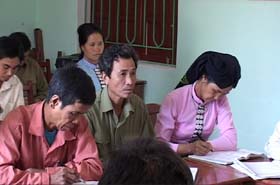 Xã Đồng Chum xã khó khăn của huyện Đà Bắc việc đào tạo cho CBCC gặp nhiều khó khăn.