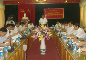 Đồng chí Đinh Duy Sơn, Phó Chủ tịch HĐND tỉnh phát biểu chỉ đạo tại cuộc giám sát.