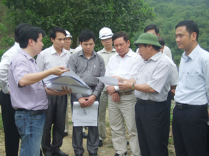 Lãnh đạo UBND tỉnh tháo gỡ khó khăn cho nhà đầu tư triển khai dự án đường cao tốc Hòa Lạc- TP Hòa Bình.