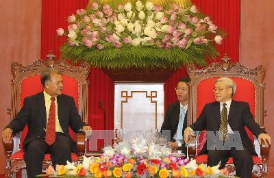 Tổng Bí thư Nguyễn Phú Trọng tiếp Tổng Bí thư Đảng Lao động Mêhicô An-béc-tô A-na-gia Gu-ti-ê-rết.