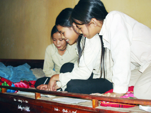 Học sinh trường DTNT Mường Chiềng (Đà Bắc) được quan tâm tạo điều kiện học tập tốt nhất.