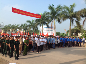 Lễ mít tinh hưởng ứng ngày môi trường thế giới 5/6 tại huyện Lương Sơn.