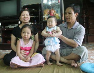 Gia đình anh Nguyễn Chí Trung, sinh con một bề nhưng luôn hạnh phúc.