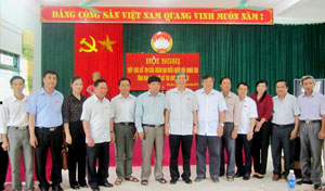 Đoàn ĐBQH tỉnh gặp gỡ đại biểu cử tri 7 xã vùng 2 huyện Kim Bôi.