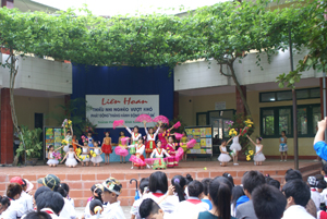 Vào dịp hè, thành phố Hòa Bình đã tổ chức nhiều hoạt động VH -VN, TD-TT có sự tham gia của nhiều trẻ em trên địa bàn.

 

