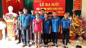 Ra mắt Đội thanh niên xung kích xây dựng văn minh đô thị phường Tân Hòa. 

