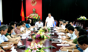 Chủ tịch UBND tỉnh Nguyễn Văn Quang kết luận buổi làm việc.