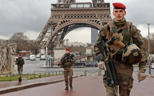 Binh sĩ Pháp tăng cường tuần tra trước thềm EURO 2016