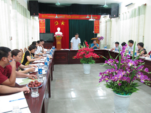 Đồng chí Bùi Văn Cửu, Phó Chủ tịch UBND tỉnh phát biểu tại buổi làm việc
