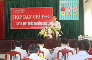Đồng chí Bùi Văn Cửu, Phó Chủ tịch thường trực UBND tỉnh, trưởng ban chỉ đạo kỳ thi THPT Quốc gia 2016 phát biểu kết luận tại hội nghị.