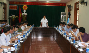 Chủ tịch UBND tỉnh Nguyễn Văn Quang kết luận buổi làm việc
