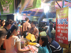 Một chuyến bán hàng về huyện Di Linh - Lâm Đồng của các doanh nghiệp TPHCM