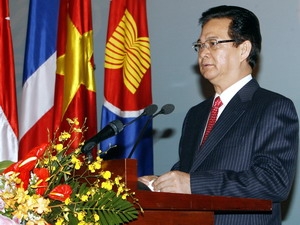 Thủ tướng Nguyễn Tấn Dũng đã đến dự và phát biểu tại lễ khai mạc.