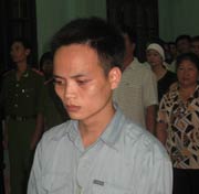 Bị cáo Lê Hoàng Việt tại phiên tòa.