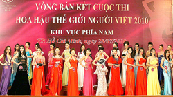 Các thí sinh vào vòng bán kết cuộc thi Hoa hậu Thế giới người Việt 2010 khu vực phía Nam.
