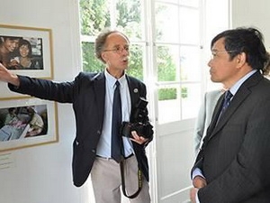 Đại sứ Lê Kinh Tài tại “Tháng Việt Nam,” tổ chức ở Lorient, Pháp, vào tháng Năm vừa qua. (Nguồn: Internet)