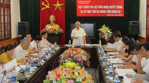 Đồng chí Nguyễn Minh Quang, Chủ nhiệm UBKT Tỉnh uỷ, Trưởng ban KT-NS (HĐND tỉnh) chủ trì cuộc họp.