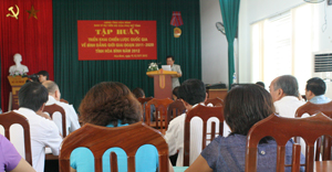 Lãnh đạo Sở LĐ-TB&XH phát biểu khai mạc lớp tập huấn.