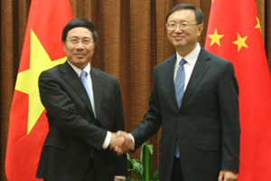Bộ trưởng Ngoại giao Phạm Bình Minh và Bộ trưởng Ngoại giao Dương Khiết Trì.