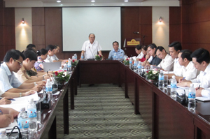 Đồng chí Nguyễn Thế Trung, UVTW Đảng, Phó Trưởng ban Thường trực Ban Dân vận Trung ương phát biểu tại buổi làm việc.