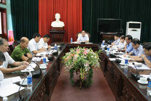Đồng chí Nguyễn Văn Quang, Phó Bí thư Thường trực Tỉnh ủy, Chủ tịch HĐND tỉnh, Trưởng Ban chỉ đạo chủ trì hội nghị.