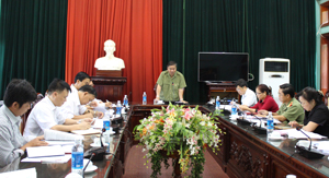 Đồng chí Hoàng Việt Cường, Bí thư Tỉnh uỷ phát biểu kết luận hội nghị.

