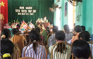 Hội nghị tuyên truyền phổ biến pháp luật tại xã Hạ Bì (Kim Bôi).