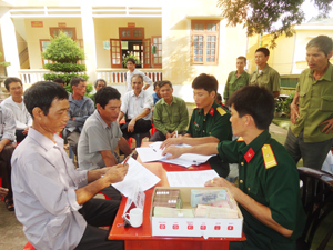 Trong đợt Chi trả này huyện Lạc Sơn tiến hành chi trả trợ cấp một lần cho 790 đối tượng theo Quyết định số 62 của Thủ tướng Chính phủ.