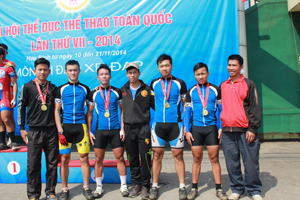 Các HLV và VĐV đội tuyển xe đạp địa hình Hòa Bình thi đấu thành công tại Đại hội TD -TT toàn quốc lần thứ VII - năm 2014.

