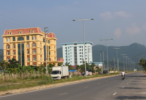 Đường Chi Lăng kéo dài, dự án trọng điểm của thành phố Hòa Bình đưa vào sử dụng góp phần thúc đẩy phát triển kinh tế - xã hội trên địa bàn.