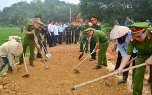 Quá trình diễn tập, Ban Chỉ đạo diễn tập huyện Kỳ Sơn đã huy động được 864 ngày công làm các công trình đường giao thông, nạo vét kênh mương nội đồng xã Hợp Thịnh.