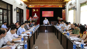Đồng chí Nguyễn Văn Toàn, UVTV, Trưởng Ban Tuyên giáo Tỉnh ủy phát biểu kết luận hội nghị .

