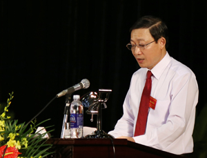 Đồng chí Bùi Văn Cửu, Phó Chủ tịch TT UBND tỉnh, Phó Chủ tịch thứ nhất Hội đồng TĐ-KT tỉnh.