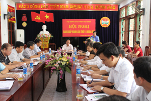 Đồng chí Trần Đăng Ninh, Phó Bí thư TT Tỉnh uỷ, Chủ tịch HDND tỉnh phát biểu kết luận hội nghị.