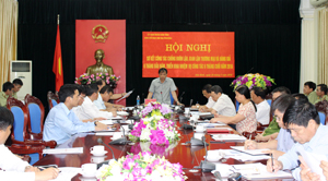 Đồng chí Bùi Văn Khánh, Phó Chủ tịch UBND tỉnh phát biểu kết luận hội nghị.