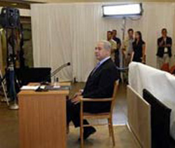 Thủ tướng Israel Benjamin Netanyahu đang điều trần trước ủy ban điều tra