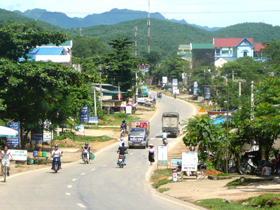 Khu vực ngã ba chợ Lồ, xã Phong Phú đang từng ngày phát triển.