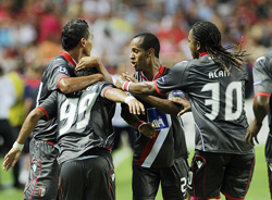 Braga tạo nên cú sốc lớn khi loại Sevilla khỏi Champions League mùa này