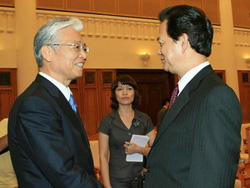 Thủ tướng tiếp Bộ trưởng Kinh tế, Thương mại và Công nghiệp Nhật Bản