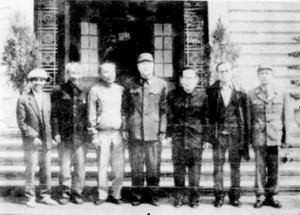 Các học viên “Trường Sơn du kích kháng Nhật học hiệu” tháng 4/1945.         ảnh T.L