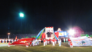 Lễ khai mạc có 6.500 lượt vận động viên và hơn 40.000 lượt người dân trong cả nước đến tham dự. 

