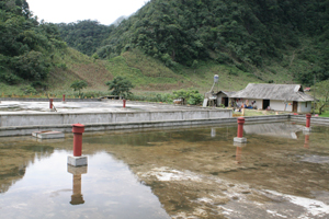 Ba bể nước được xây dựng ở xã Hang Kia