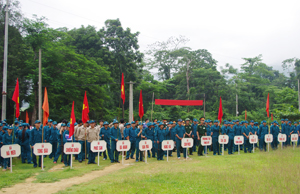 Lực lượng DQTV huyện Mai Châu được xây dựng theo hướng  “Tinh gọn, rộng khắp”. Ảnh: Hội thao DQTV huyện Mai Châu năm 2013.