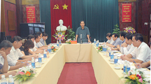 Đồng chí Nguyễn Văn Quang, Chủ tịch UBND tỉnh phát biểu tại buổi làm việc với Sở VH-TT&DL.