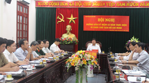 Đồng chí Trần Đăng Ninh, Phó Bí thư Thường trực Tỉnh ủy và đại diện các ban, ngành, đoàn thể tham dự hội nghị trực tuyến.

