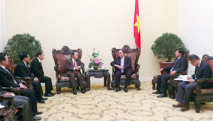 Phó Thủ tướng Chính phủ Nguyễn Xuân Phúc tiếp, làm việc với Đoàn cán bộ cấp cao tỉnh Hủa Phăn và tỉnh ta.