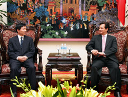 Thủ tướng Nguyễn Tấn Dũng tiếp đồng chí Hoàng Thụ Hiền