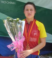 VĐV Bùi Thị Quyên đã giành chiếc HCV đầu tiên cho đoàn Hoà Bình tại giải đua xe đạp trong khuôn khổ Đại hội TD - TT toàn quốc lần thứ VI năm 2010.