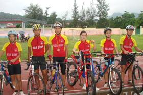 Tại giải xe đạp toàn quốc năm 2010, VĐV Hòa Bình đạt 1 huy chương vàng và 2 huy chương đồng.